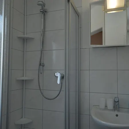 Апартаменты For Four, Cleaning Included Рес